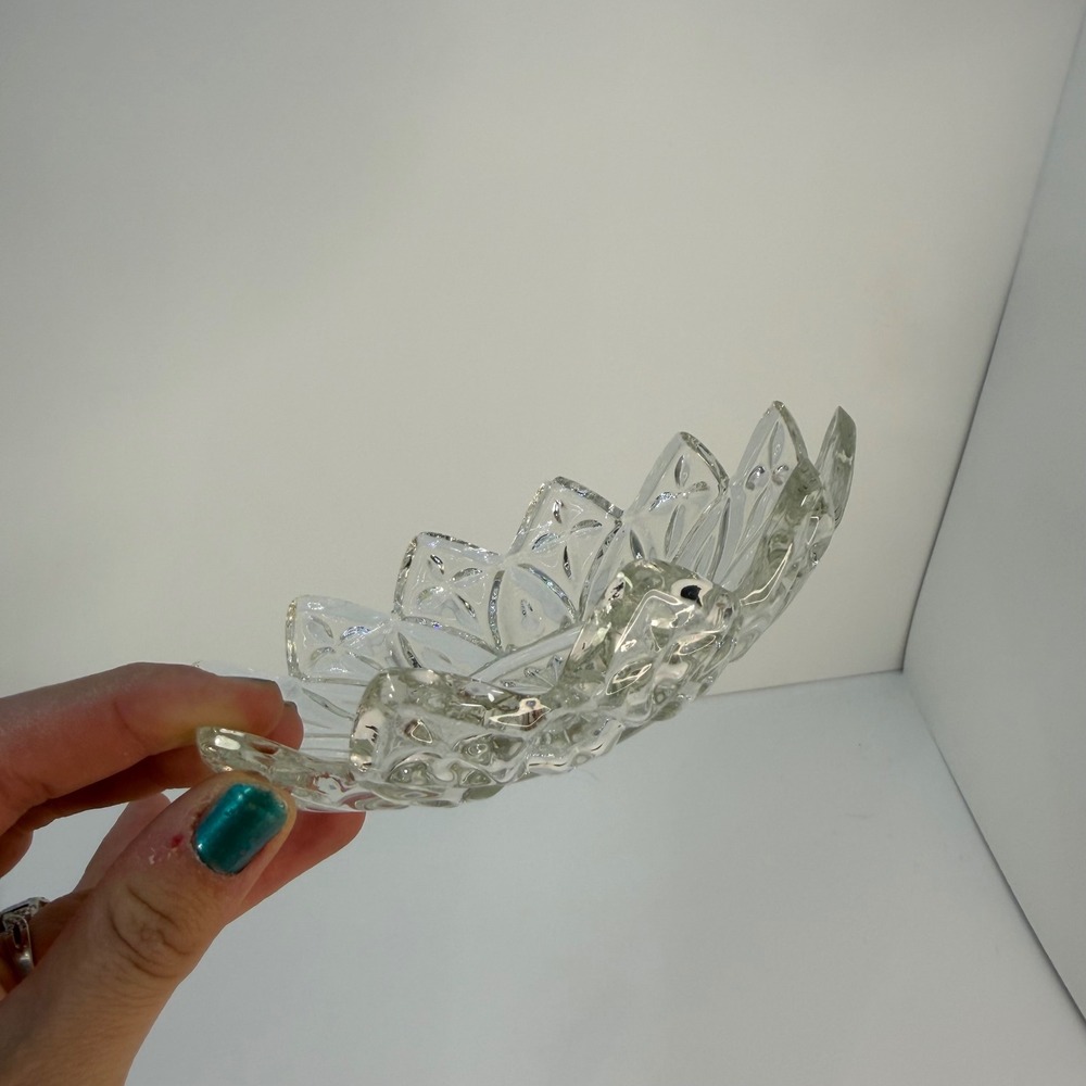 Vintage Clear Federal Pressed Glass Sunburst Lotus Trinket Dish Scalloped Edge